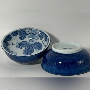 Vintage Japanese Blue & White Porcelain Rice Bowl Hand Painted Grapes Motif 5”